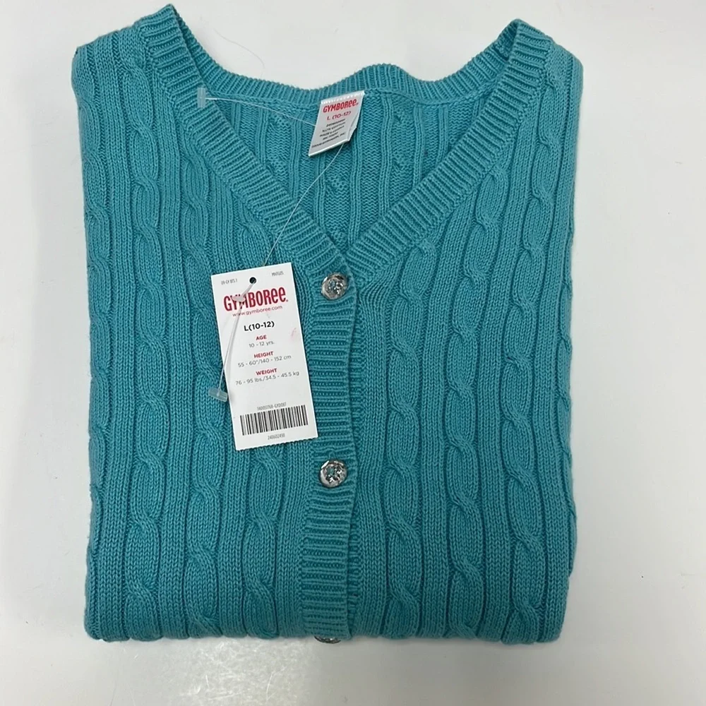 Gymboree girls short sleeve sweater with beautiful buttons!